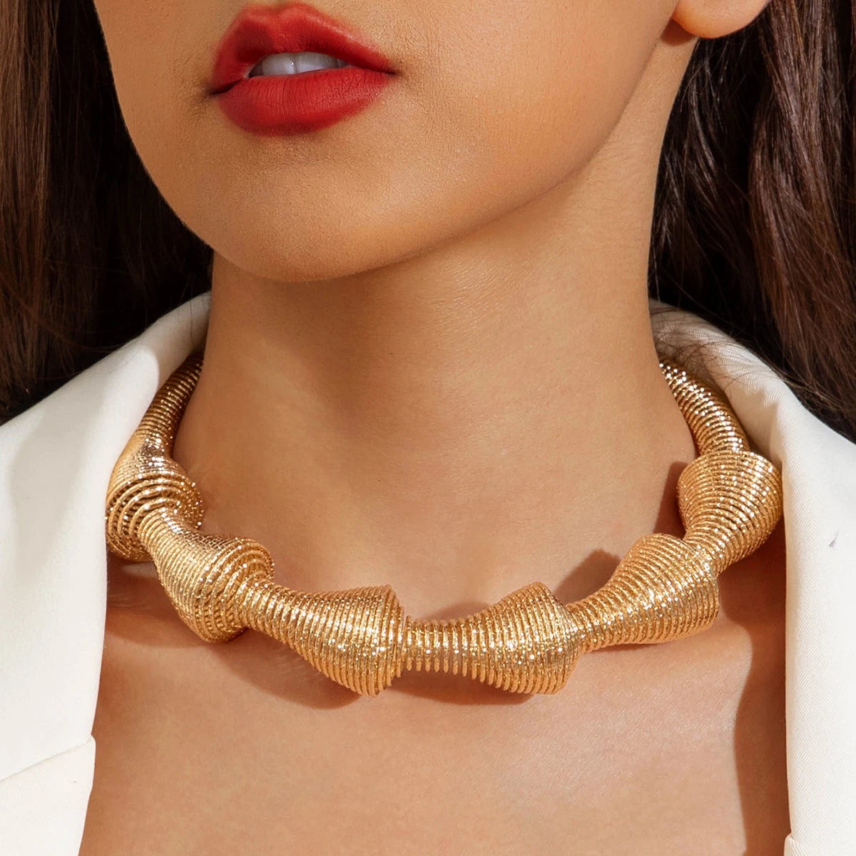 Tocona Vintage Exaggerated Gold Silver Colour Chunky Choker for Women Striped Collar Necklace with Adjustable Chain Jewelry