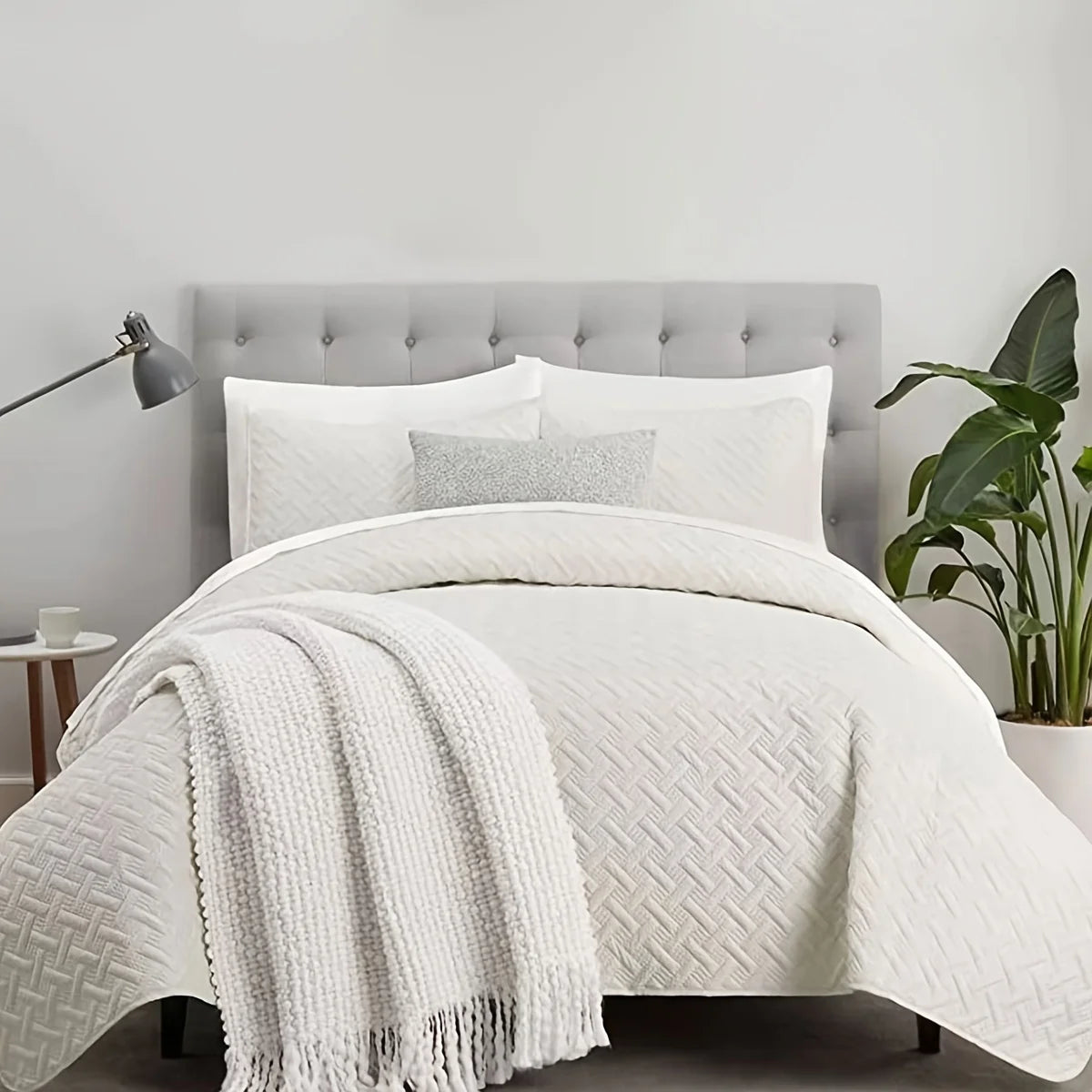 1pc Solid Color Bedspread, Soft Breathable And Comfortable Bedding For Bedroom Dorm Room Decor