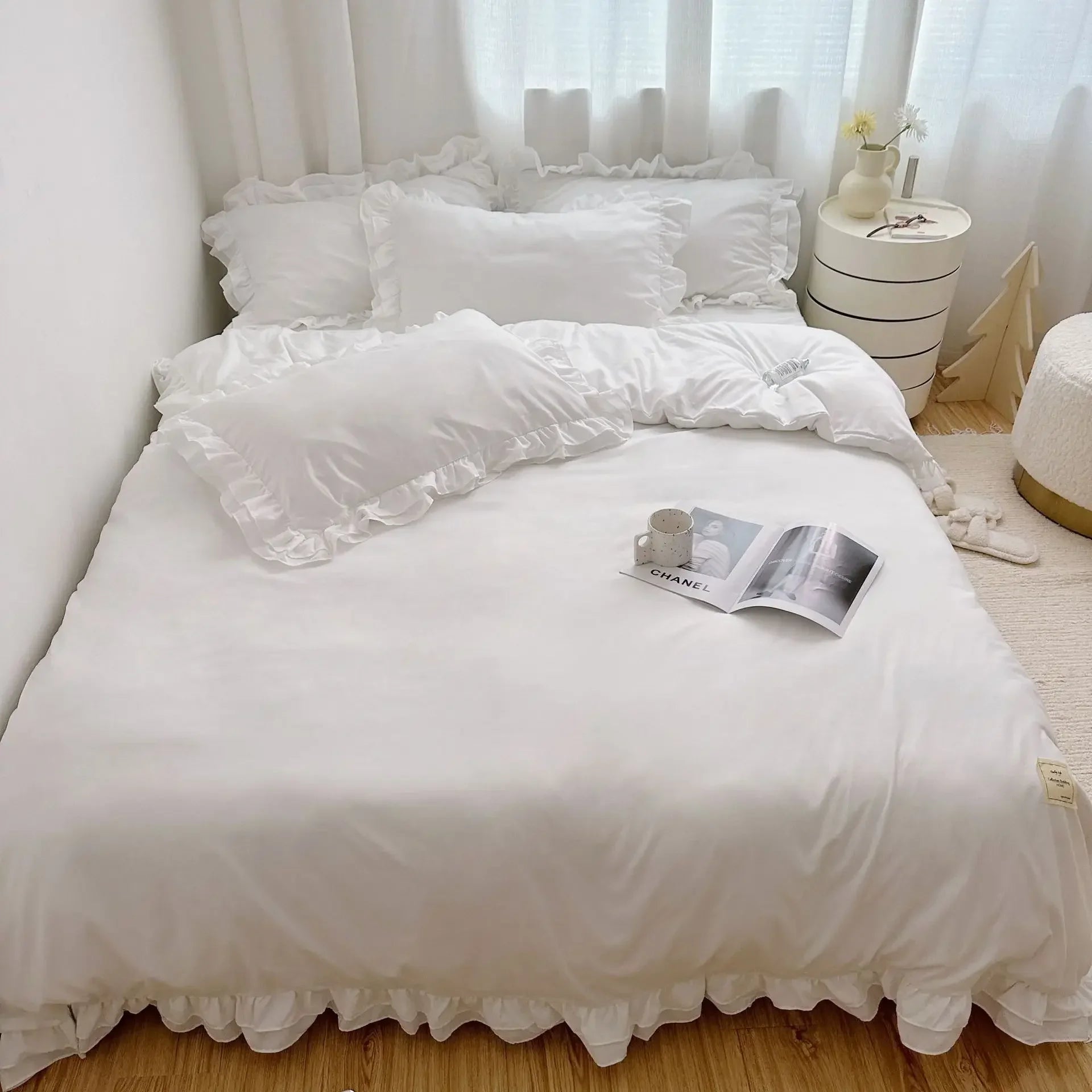 2024 New Bedding Set European Simple Large Family Set Large Quilt Cover Home Comfortable Quilt Cover Pillow Cover Bed Sheet