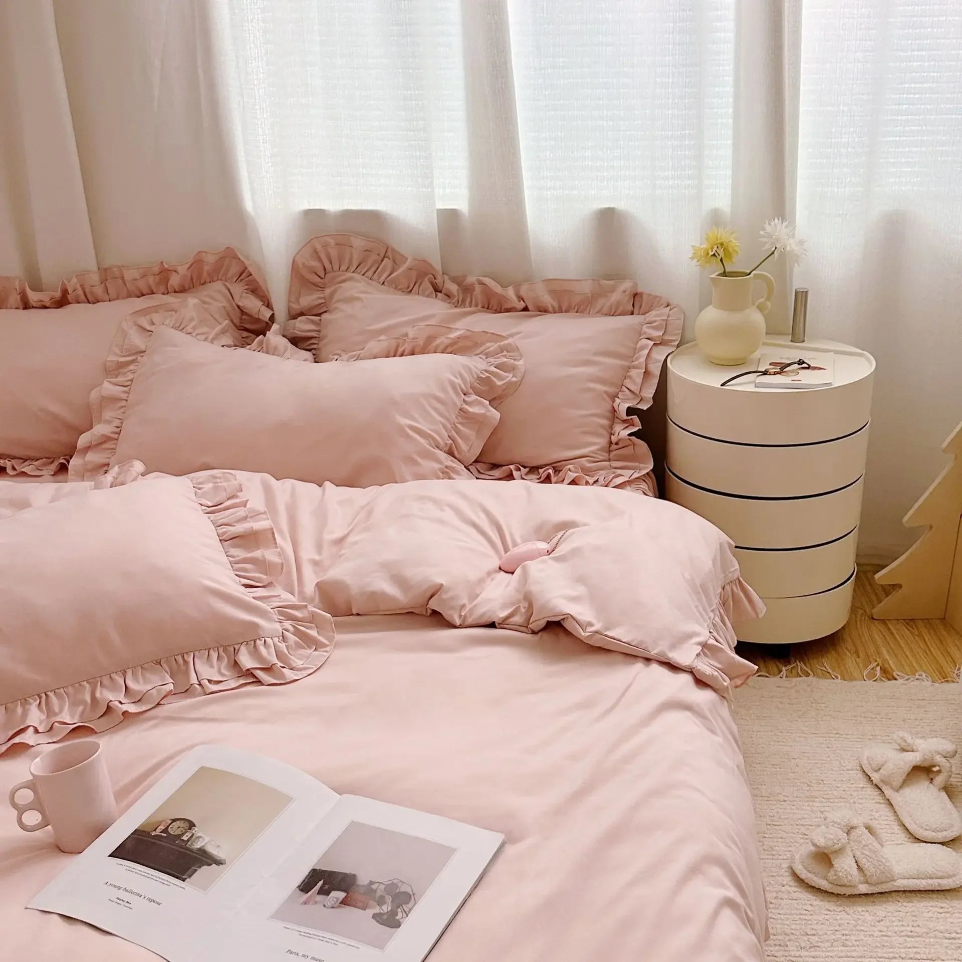 2024 New Bedding Set European Simple Large Family Set Large Quilt Cover Home Comfortable Quilt Cover Pillow Cover Bed Sheet