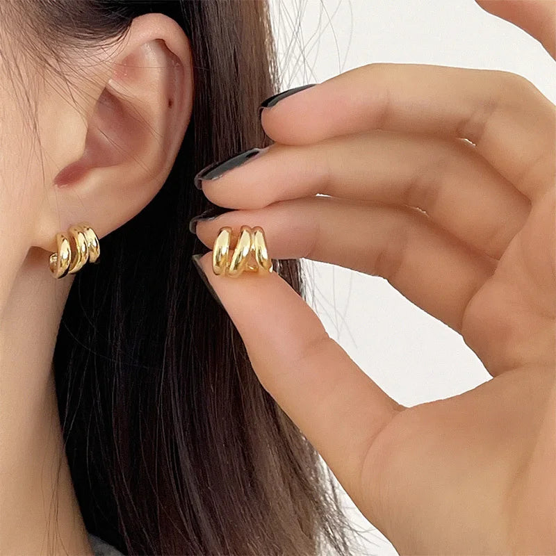 Metal Love Earrings Goth Retro Aesthetic Exaggerated Metal Hollow Heart Drop Earring For Punk girl Y2K Jewelry Accessories