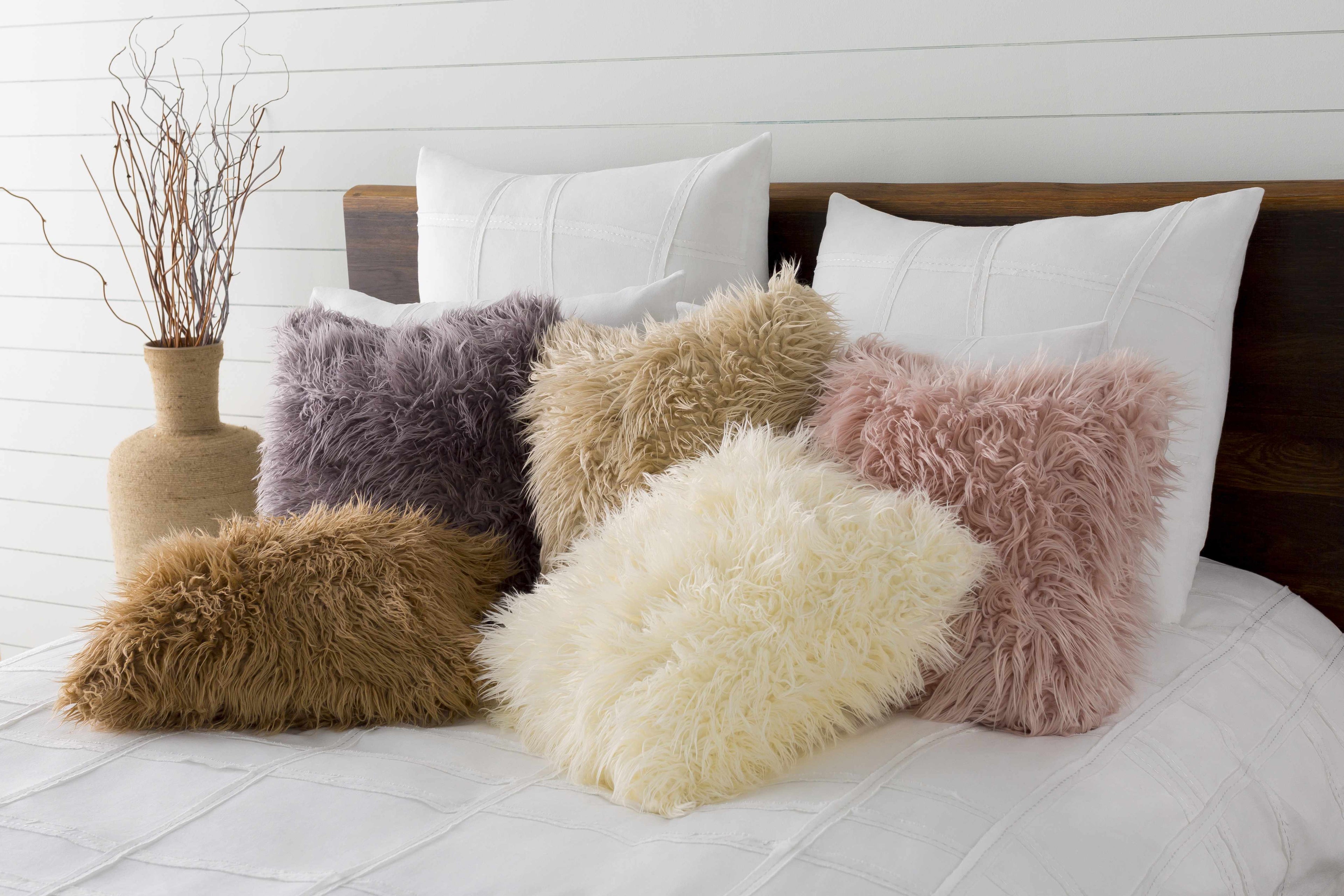 Valladolid White Upholstered Bedding